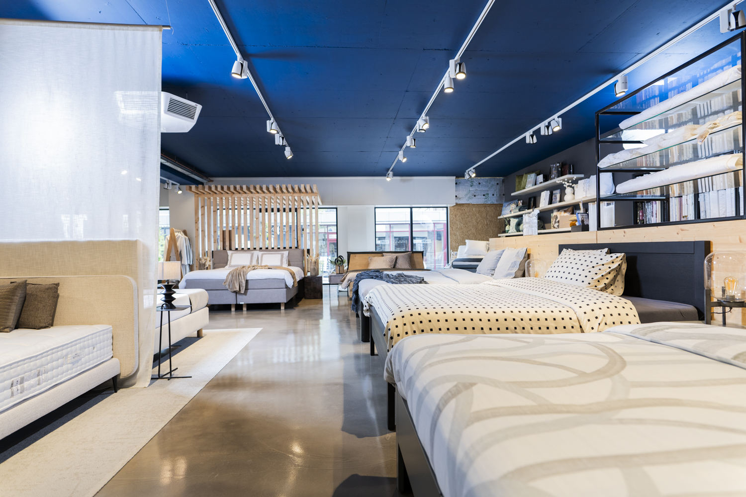 Showroom Bedding